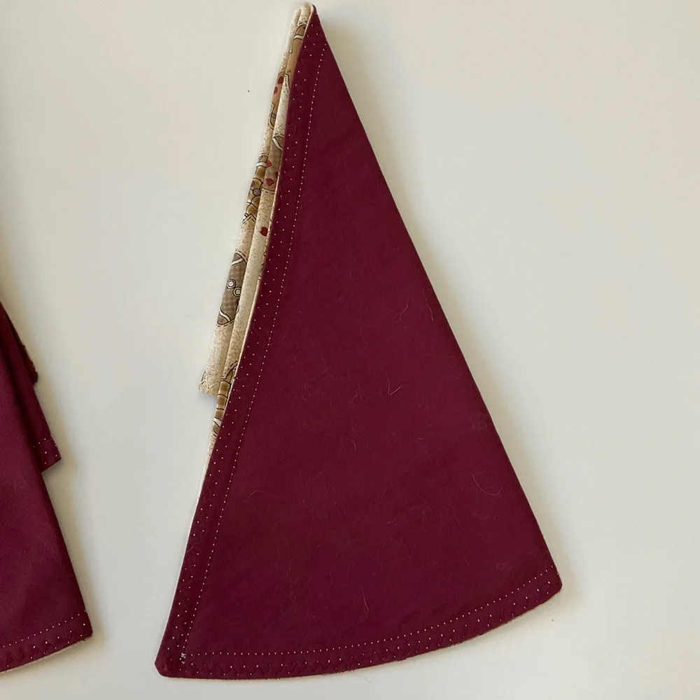 Set of Two Festive Handcrafted Gingerbread Print Christmas Tree Napkins